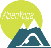 Sabine, ist die Gründerin von Alpenyoga ein tolles Yoga Konzept in den Bergen. Wir beide veranstalten immer wieder zusammen Yoga Wochenenden, für die kleine Auszeit!